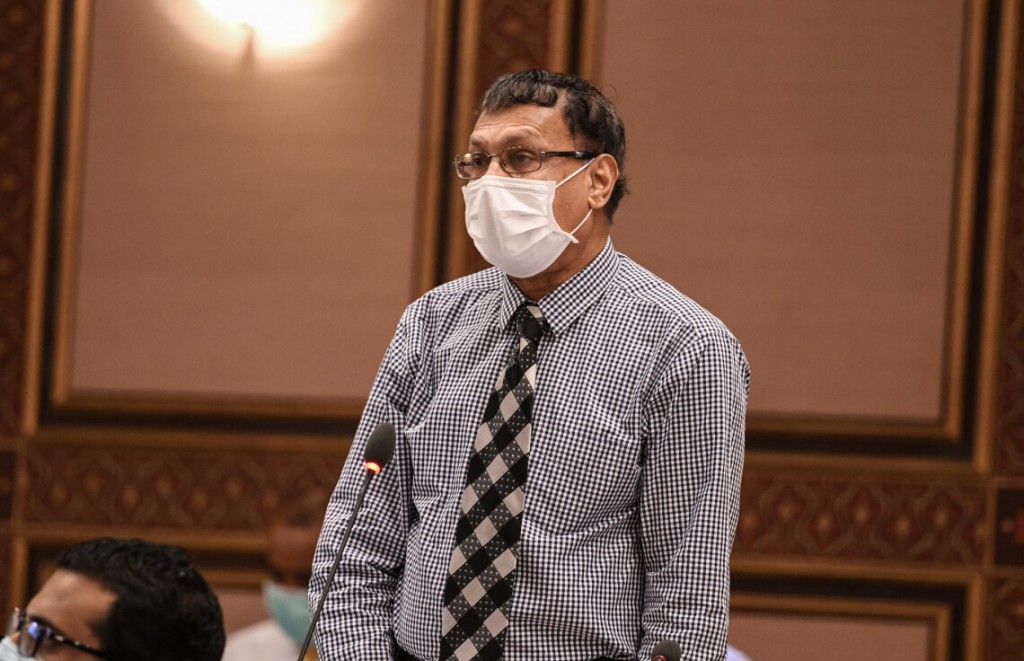 Majileehun Ministry thah hingai, gaanoonu hadhai shareeaiy hingaanama, sarukaaru othumuge beynumeh nei: Shareef