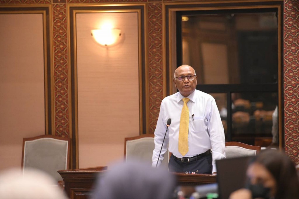 Cuba ge 26 specialist in anna mahu Raajje annaane: Minister Naseem