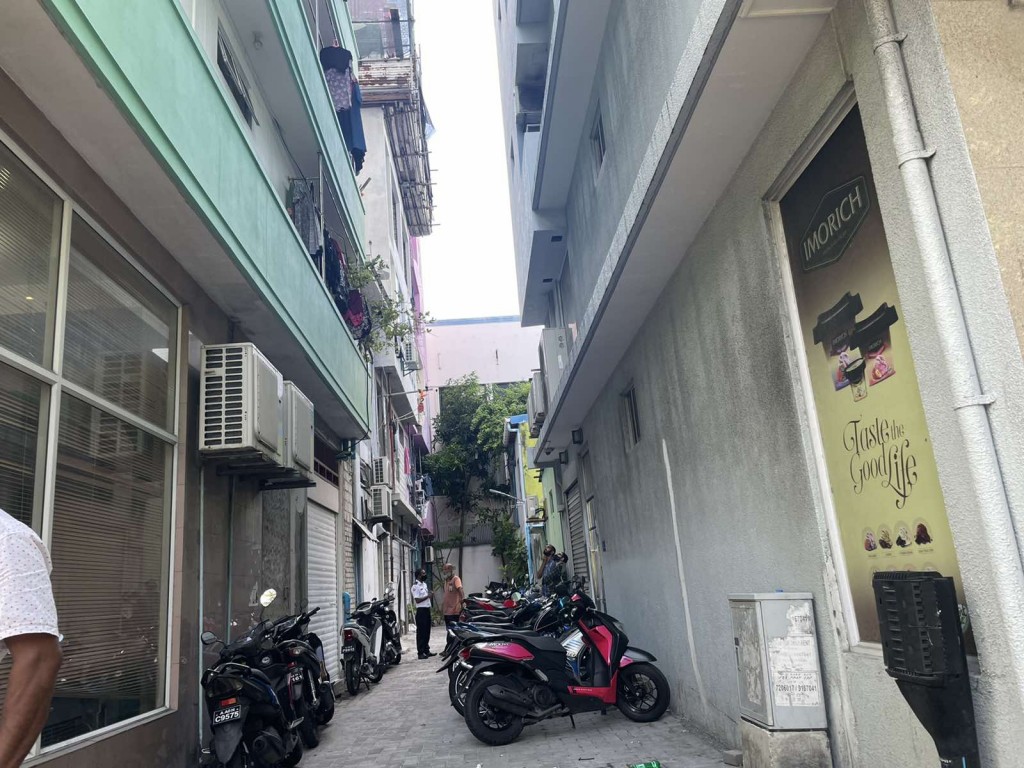 Male' ge imaaraathakun anhenaku vetti, aniyaa vejje