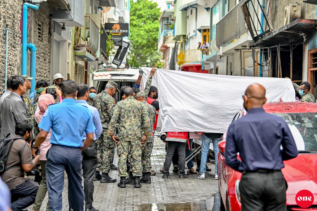 Alifaanuge haadhisaagai fihunu bidheysee meehaage haalu serious, faruvaa dhenee ventilatorugai