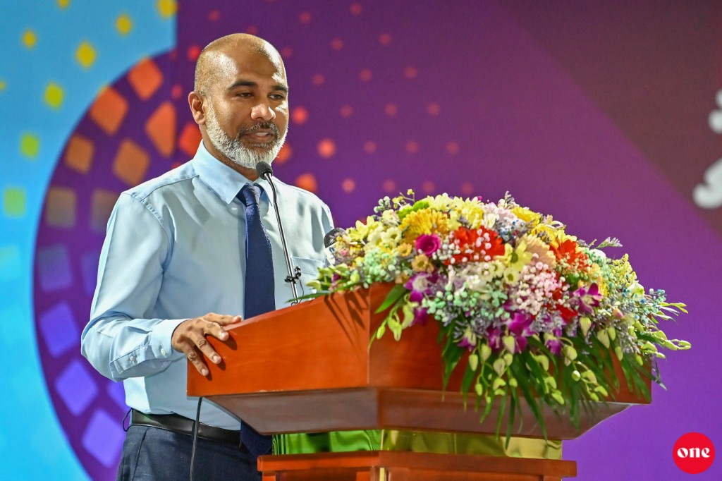 Mudharrisunnakee gaumu binaakurumuge meysthirin: Minister Shafeeu