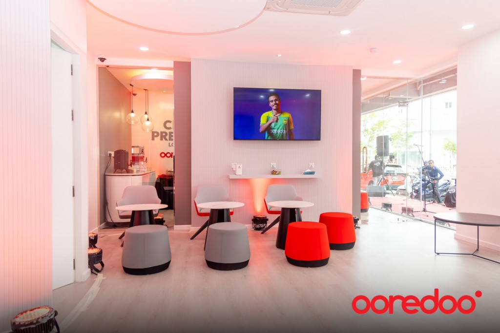 Ooredoo ge experience center eh Hulhumale phase dheygai hulhuvaifi