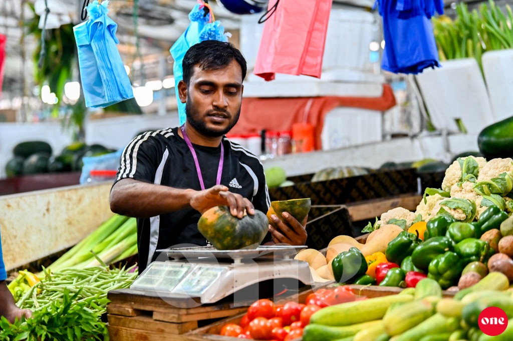 Roadha 6, One roadha baazaaru: tharukaareege aguthah ufulihjje
