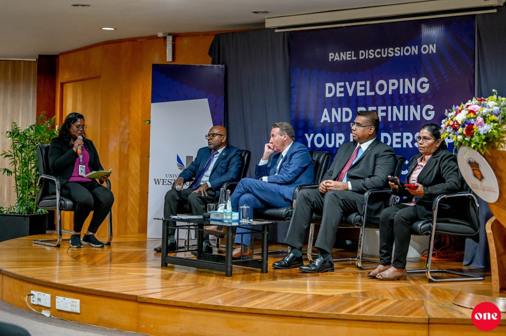 Leadership varugadha kurumaa gulhey open panel discussion eh Avid College in baavvaifi