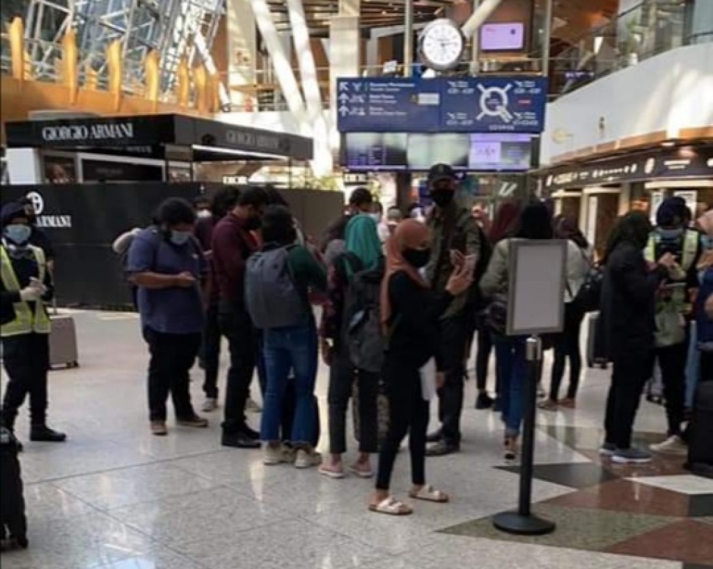 Malaysia ah kiyavandhaa dharivarunge quarantine fee mathive, ehee ah edhi Raees ah petition eh