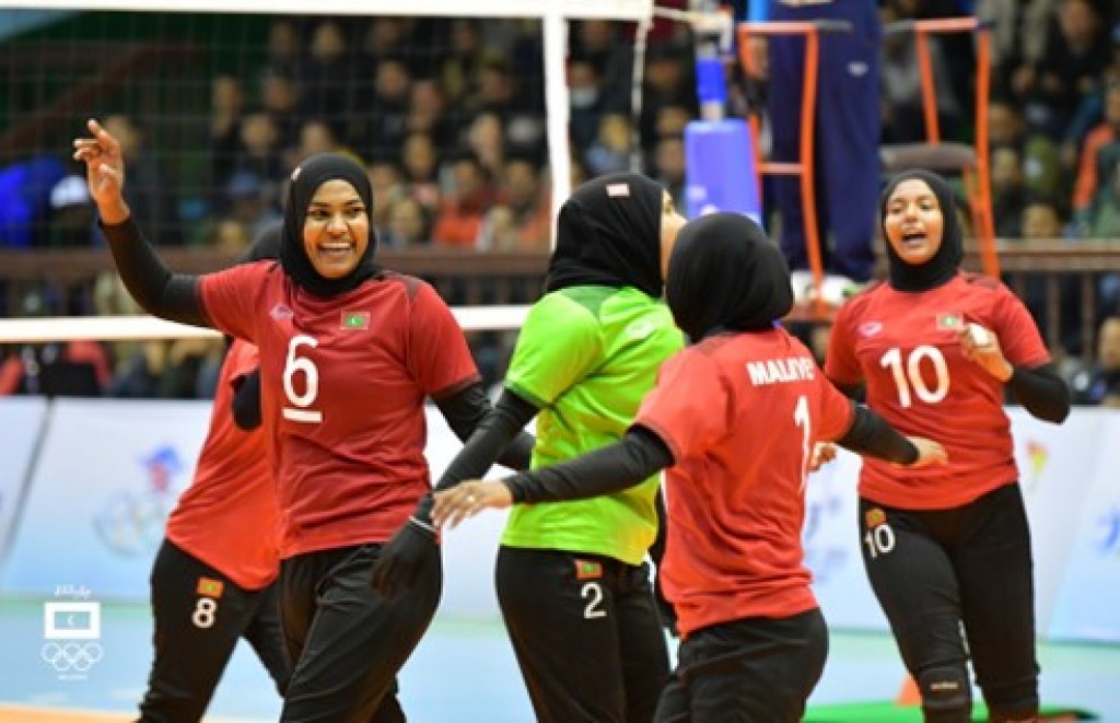 Mi aharu libunu bainalaguvaamee match thakaaeku anhen volley team ah ithubaaru