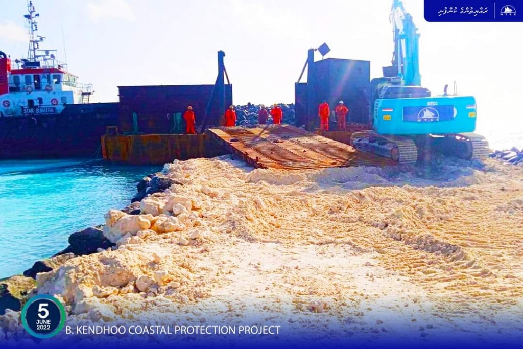 Kendhoo Coastal Protection Project Ongoing