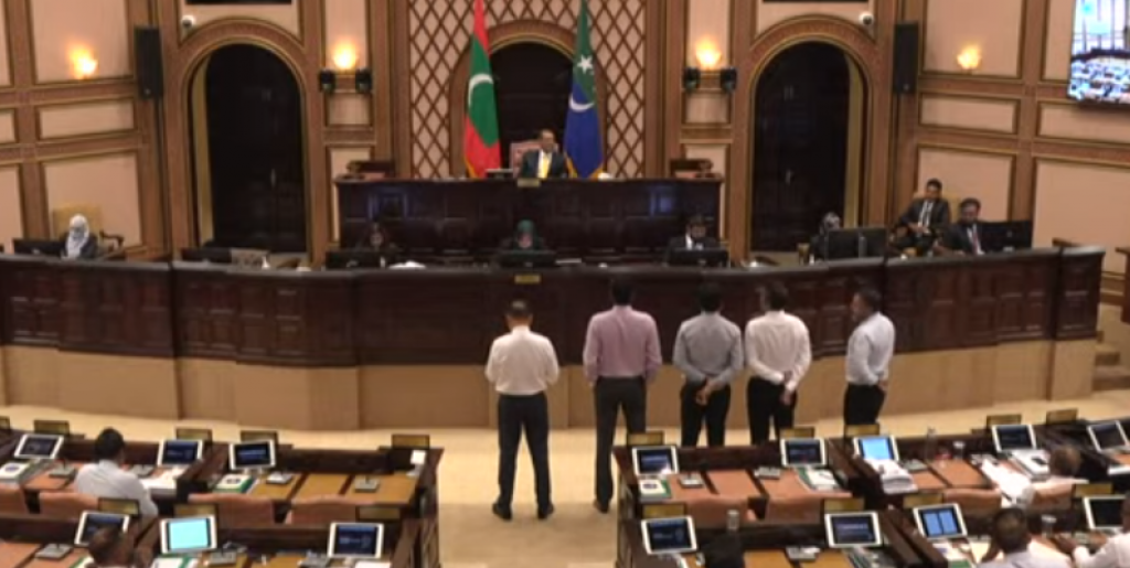 Ehjjinsun gulhun hingun huhttuvan kuhlli mahssala hushahalhan furusathu nudhinumun ihuthijaaju kohffi