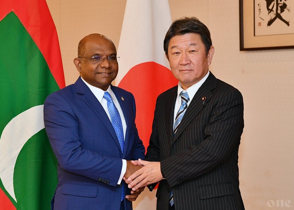 Foreign Minister Shahid meets with the Foreign Minister of Japan