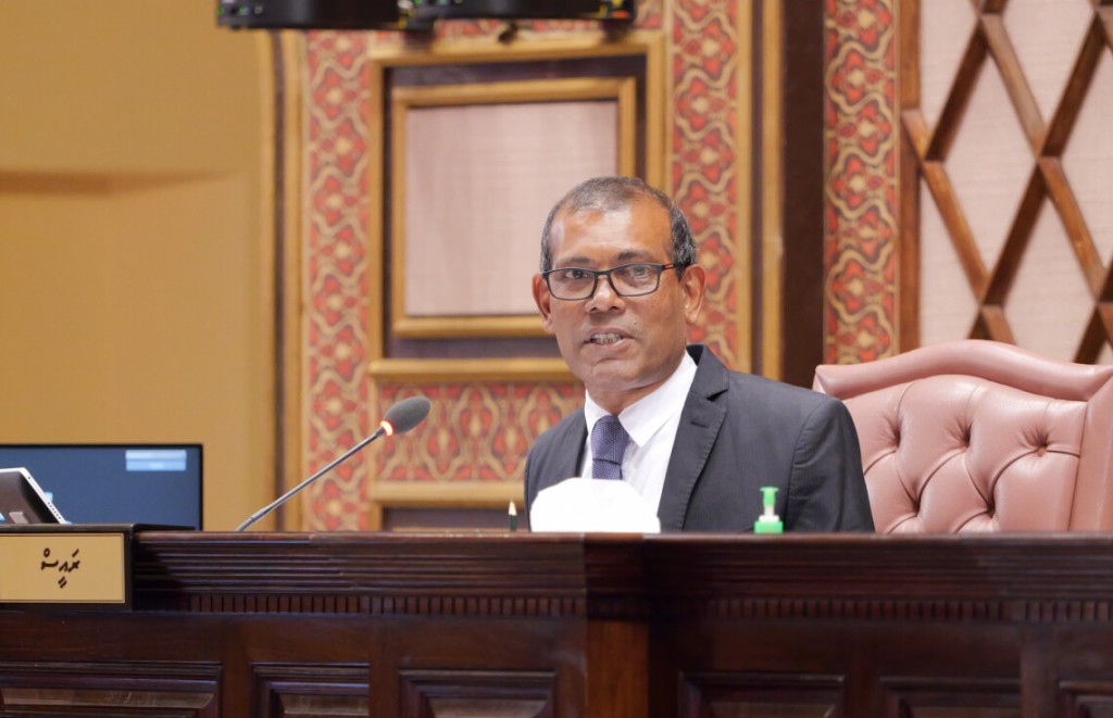 Supreme Court inves fas dhuvas kulhedheefi, Nasheedge visnun huvaakuraairu riyaasathugai innevumah!