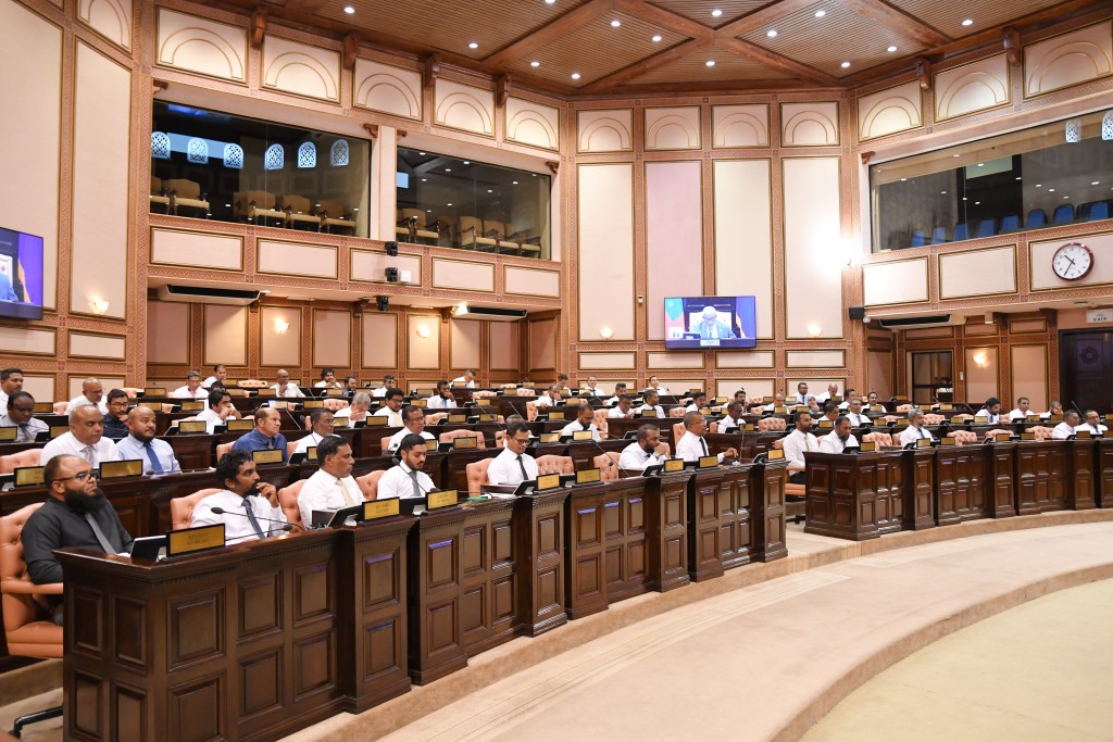 Sharuee dhaairaa aai mushssasaathakuge verinnaai Majilis menbarunge musarain 10 percent unikuranee