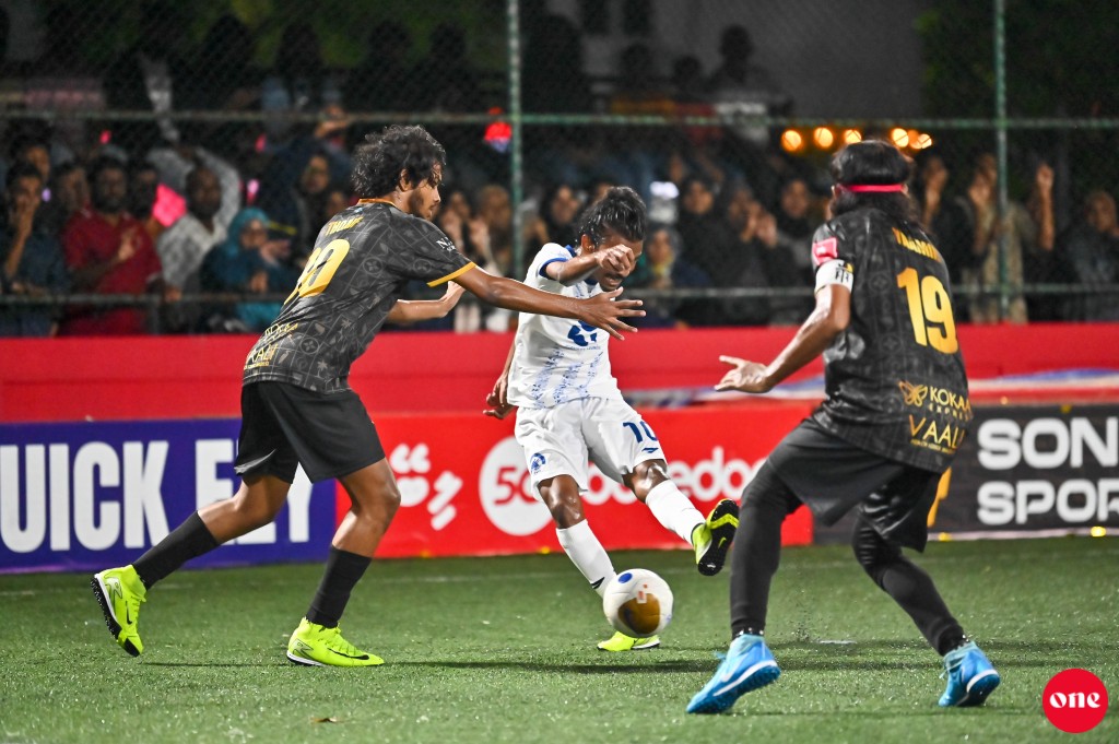 ވަން ފޮޓޯ: ފެލިދޫ ބަލިކޮށް ކެޔޮދޫން ވ. އަތޮޅުގެ ތަށި ދިފާއުކުރުން