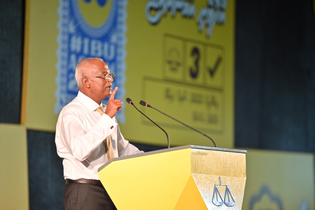 Dhekunu bagaavaathaa gulhigen sarukaarun Thinadhoo falhukolli massalaigai Raees ma'aafah edhivadaigenfi