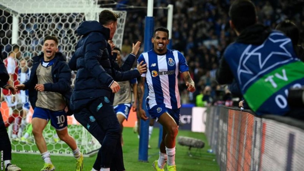 Porto in Arsenal sissuvaalaifi, Napoli aai Barca evvaru