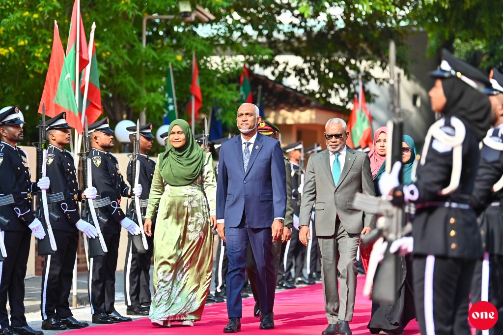 ވަން ފޮޓޯ: މިއަހަރަށް ރައްޔިތުންގެ މަޖިލިސް ހުޅުވައި ރައީސް ރިޔާސީ ބަޔާން އިއްވުން