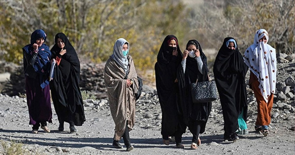 Taliban order NGOs to stop women staff from working