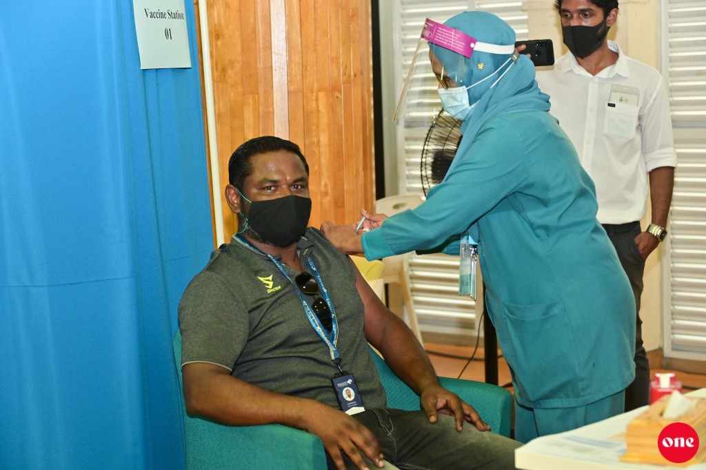 Miadhu vaccine jehee 554 meehun, jumula 880 ah