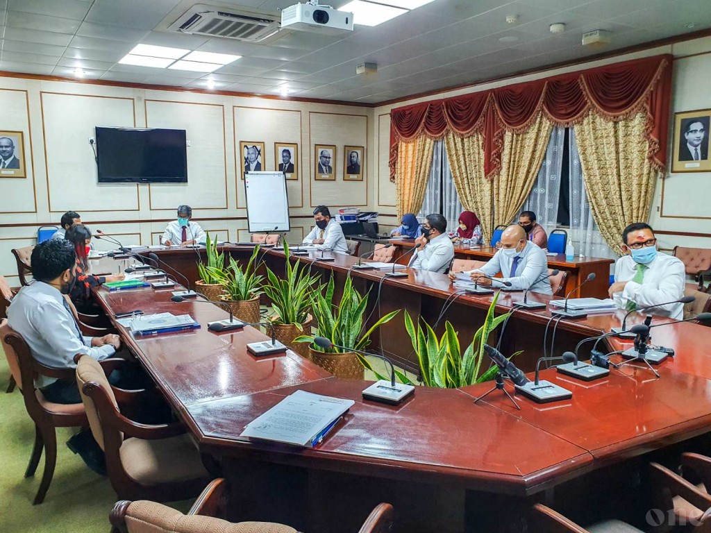 Safari gai Rape kurikamah bunaa massala: Scene ahd hiya police aai Station in-charge aa maadhamaa badhdhalu kuran Committee in faaskoffi