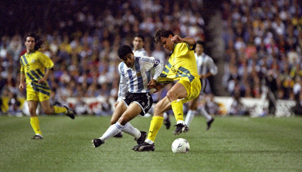 Argentina aa dhekolhah nukunnairu Australia coach ge handhaanugai Maradona aa dhekolhah kulhunu match thah!