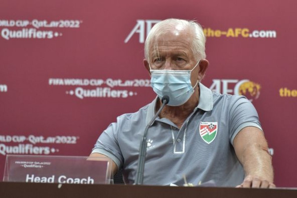 Koopman ge furathama match ah: Undhagoo haalatheh namaves dhuleh nudheyne, nukunnaanee seedhaa molhakah