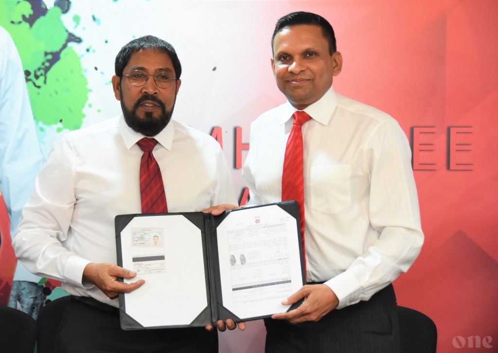 Member Colonel Nazim ves JP inn vakivevadaigenfi