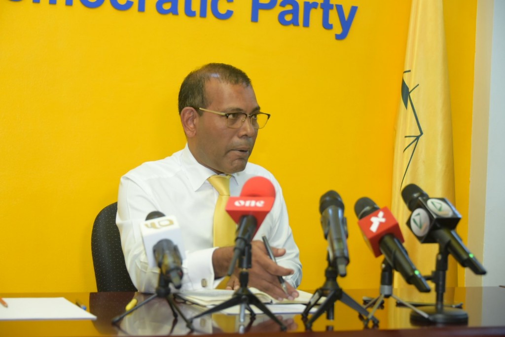 Majileehugai restaurant eh hedhumun haradhuthah vaanee kuda: Nasheed