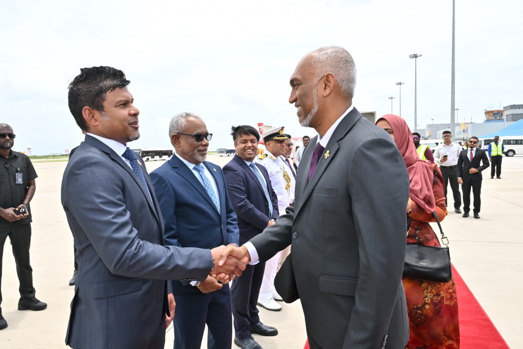 Raees India ah furaavadaigenfi