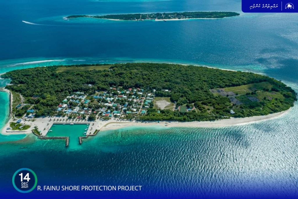 Fainu gondudhoh himaayai kurumuge masakkai ninmaalaifi