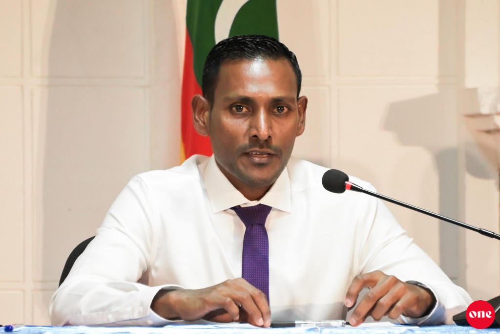 Kushuge record ovegen vazeefaa nulibumakee hamajehey siyaasatheh noon, badhalu kuran jehey: PG