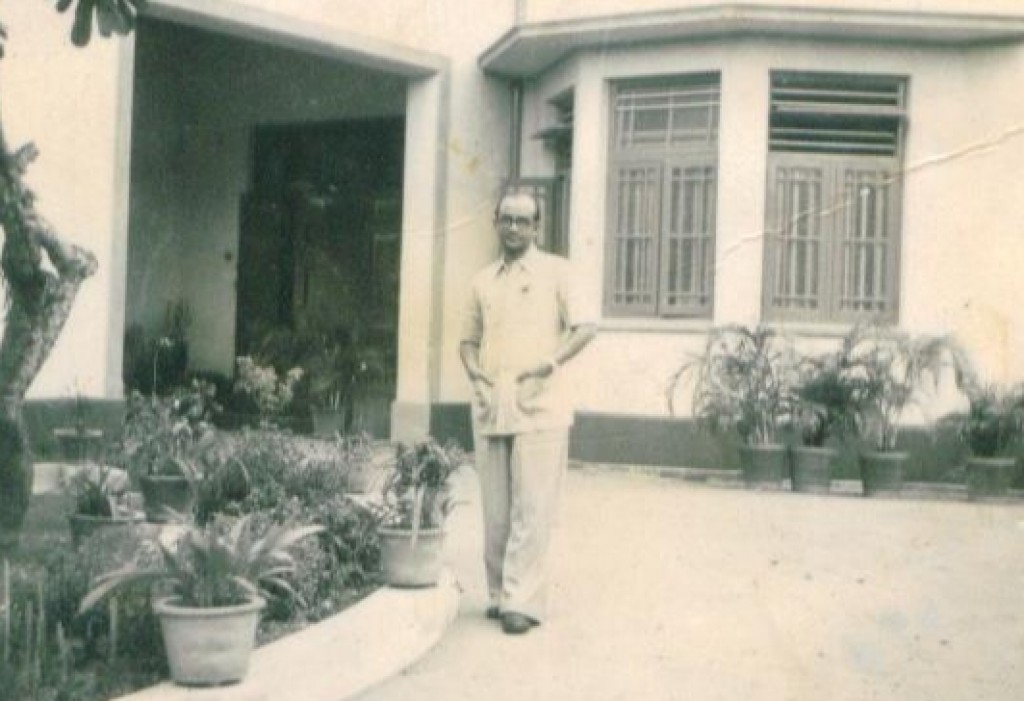 Dhivehi thaareekhu: Athireegeyah oiy dhoshimeynaakamuge feshumaai nimun!