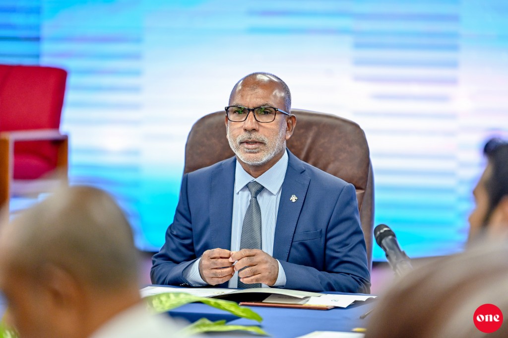 Mula roadha dhuvahakee buraasfathi dhuvas, Ramadan mubaarik