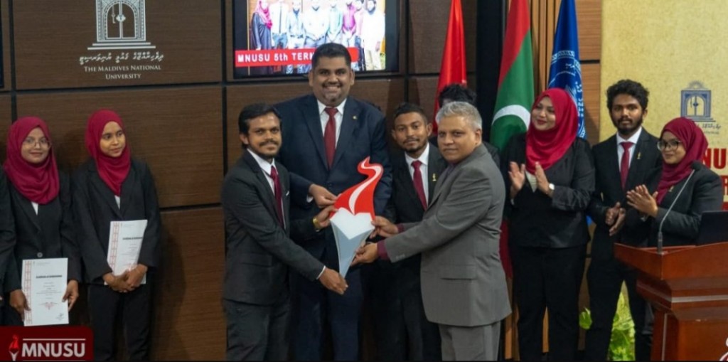 MNUSU ge 10 vana dhauruge hingaa committee ifthithaahu koffi