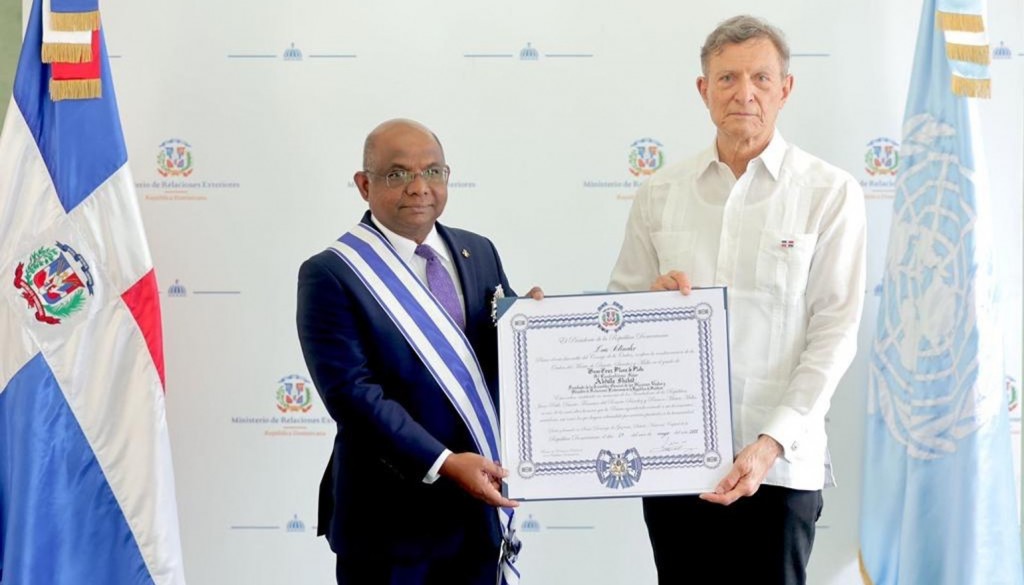 Shahidh ah Dominican Republic ge emme mathee nishaanuge izzaiy aruvaifi
