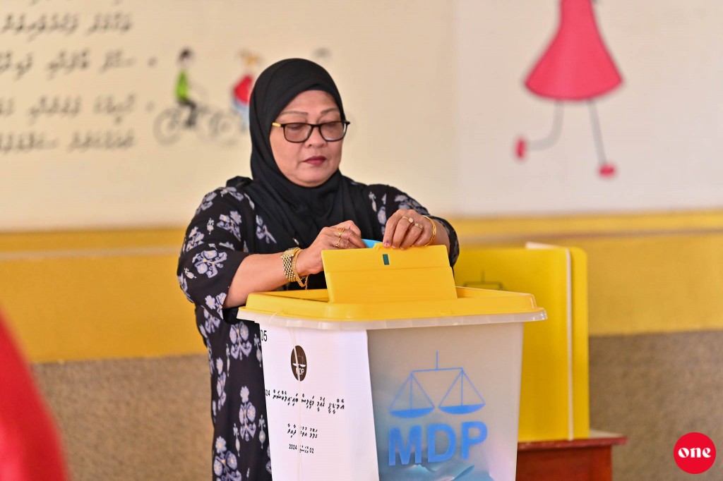 One Photo: MDP ge gaumee Majilis bi-election vote lun