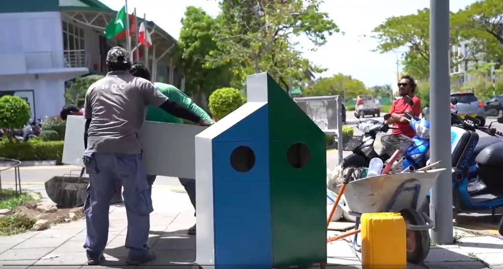 HDC in Hulhumale' ge eki sarahahdhu thakugai dustbin bahattan fashaifi