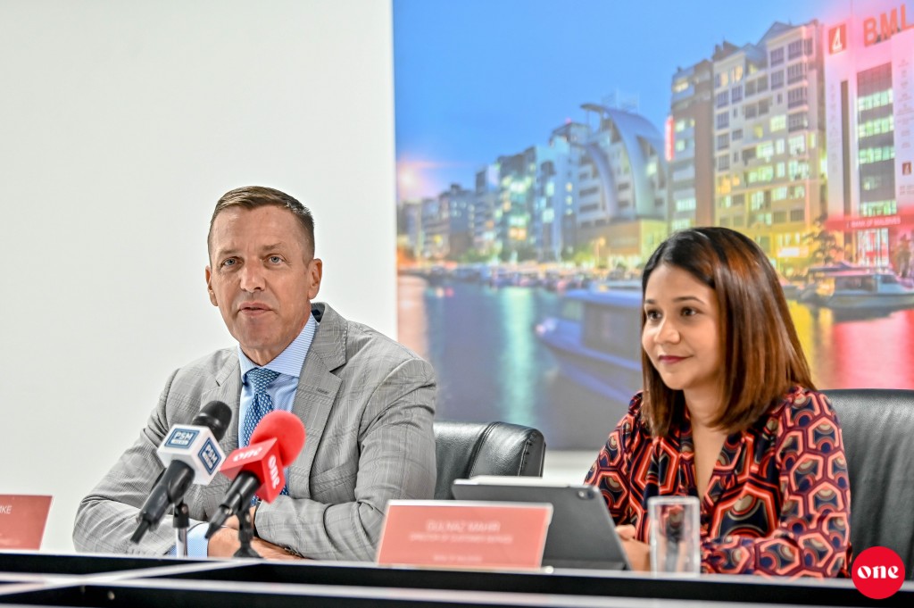 Cusrtomer innah dhey hidhumai ithurah furihama kurumah BML in AI boteh thaaraf koffi