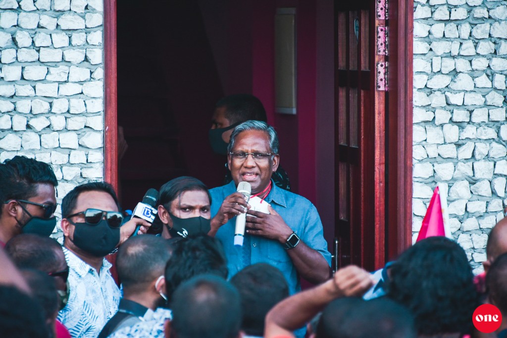 Gaumah heyo edhey bayaku mivaguthu muzaahraaeh nukuraane, Raees Solih ge nuseedhaa faadu kiyun Raees Waheed ah
