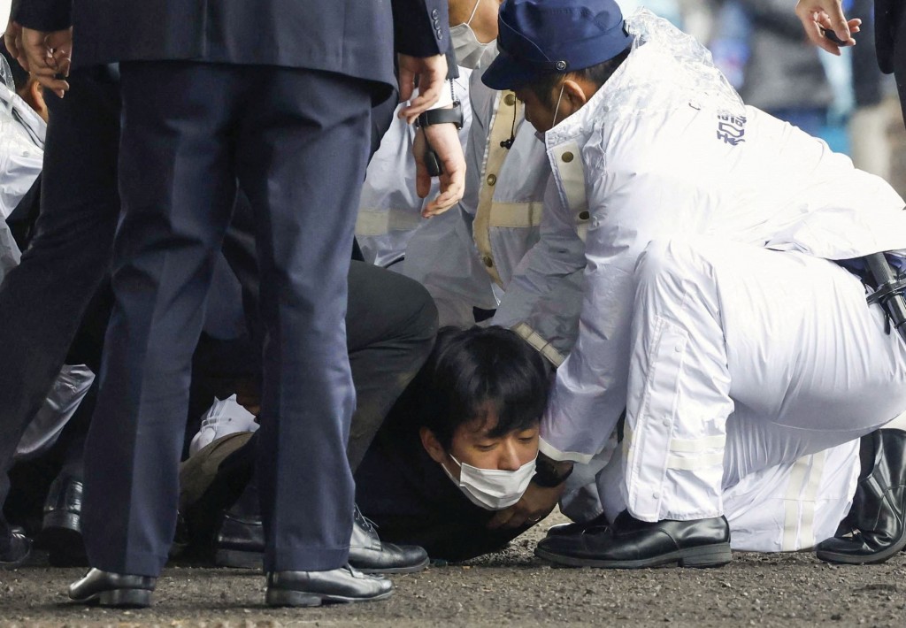 Japan ge boduvazeeraai dhimaalah bomb eh ehli meehaage mahchah dhauvaa ufulaifi