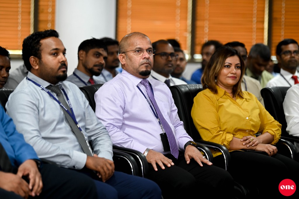 Ari atoll ge 14 rashehge magu bahthithah belehettumaa Stelco in havaalu vejje