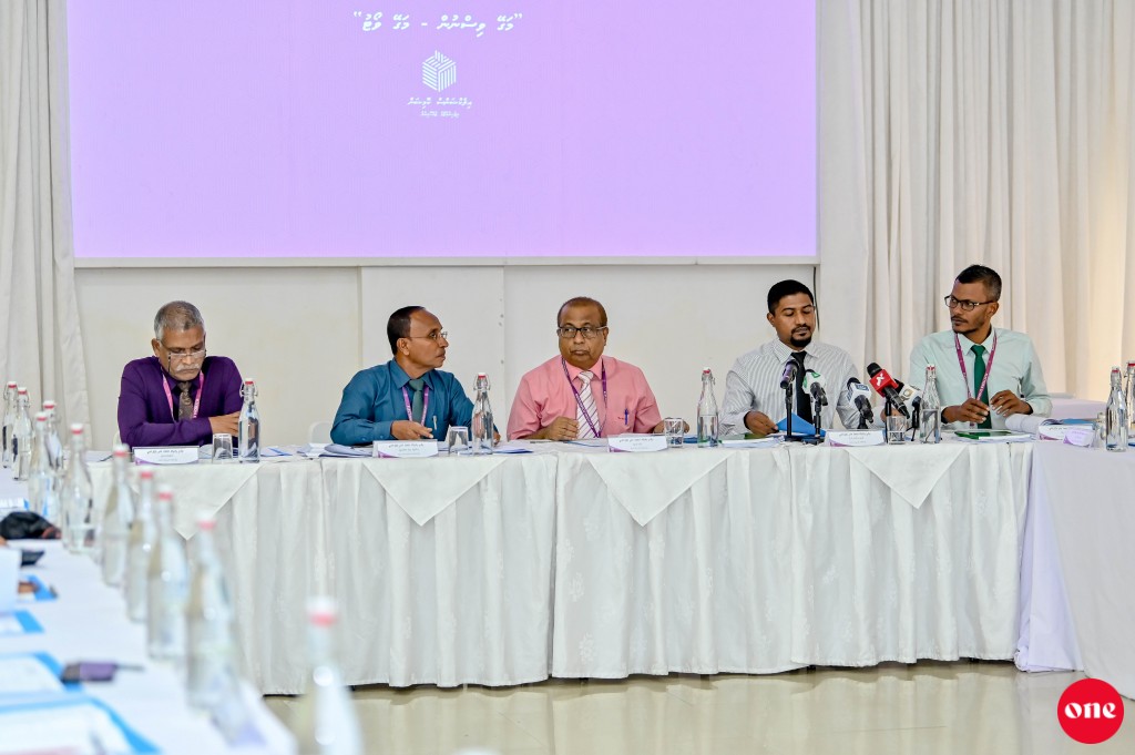 The Democrats registry kurun lassvee form thah verify nukurevumuge sababun: EC