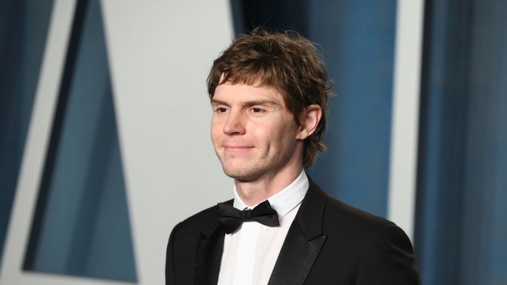 ‘White Lotus’ producer reveals Evan Peters almost played Aubrey Plaza’s husband in Season 2