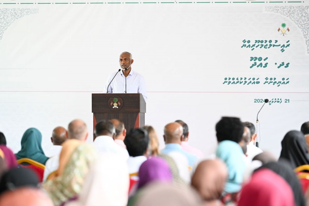 Gahdhoo Council Raees Jalsa gai baiverinuvumun Raees faadu vidhaalhu vejje