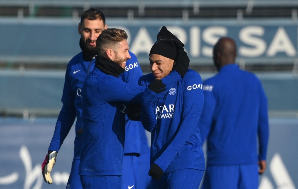 Mbappe aai Messi fit vejje, Bayern aa dhekolhah kulhumuge furusathu bodu