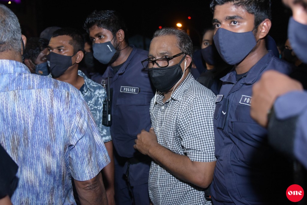 Adhurey hayyaru kohfi