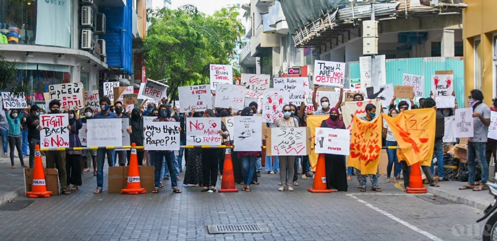 BREAKING NEWS: Rape adhi Jinsee aniyaathakaa dhekolhah Gender Ministry kurimathee muzaaharaa kuranee