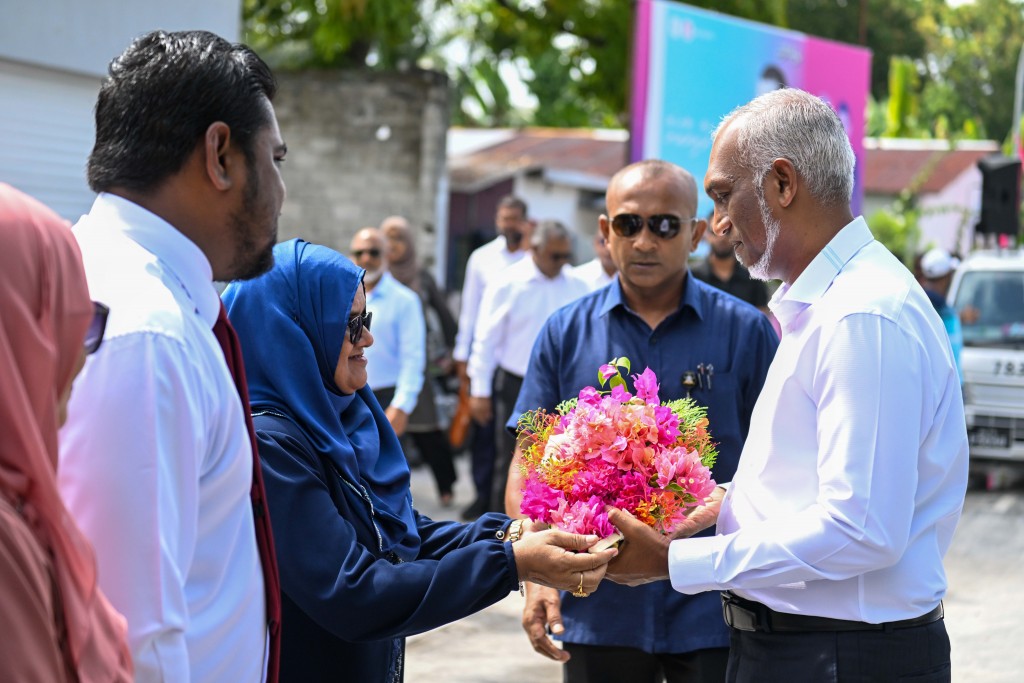 Bridge soyakee Addu tharahggeege aslu bingaa, Nugenevunu tharahggee genesdheynee ves e' bridge inn