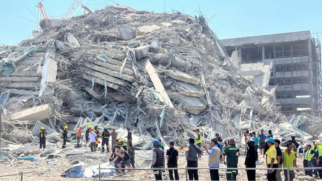 Myanmar ah 7.7 magnitude ge baarugadha binhelumeh athuvejje