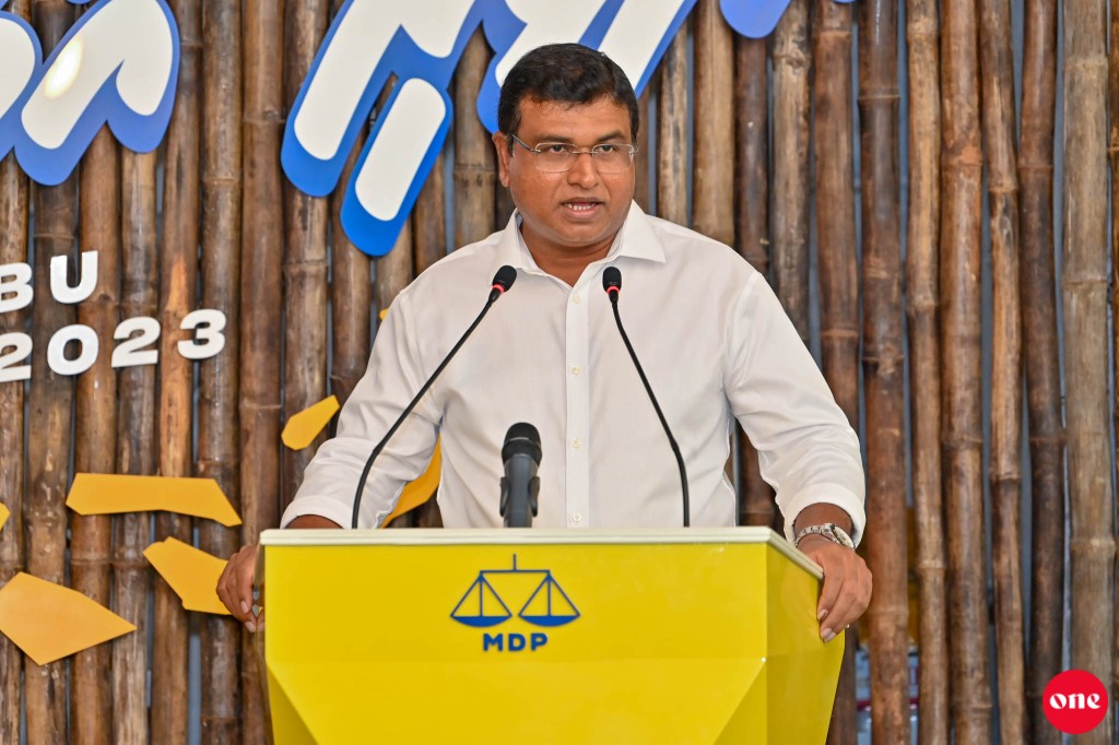 Raees Solih ah thaaeedhu kuran ninmee islaahee agent ehge gothugai masahkaiy kuran: Ameen