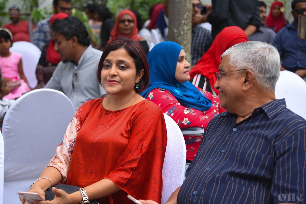 Health Minister kamah Naseem ayyan kurehvumun Dhunya suvaalu ufahdhavaifi