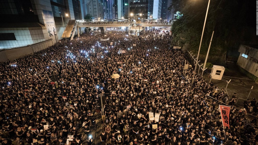 Hong Kong police investigating protest group